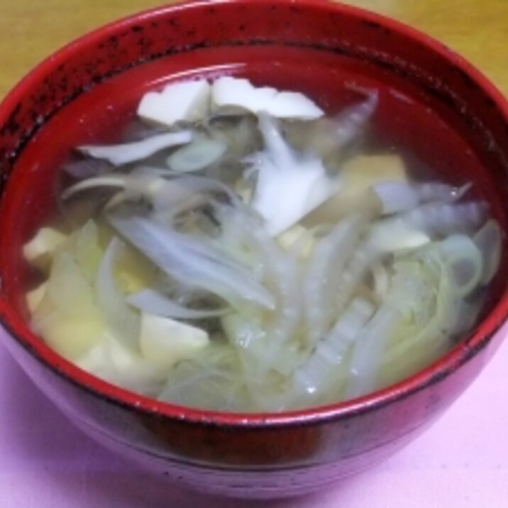 マイタケ・白菜・お豆腐の簡単中華スープ